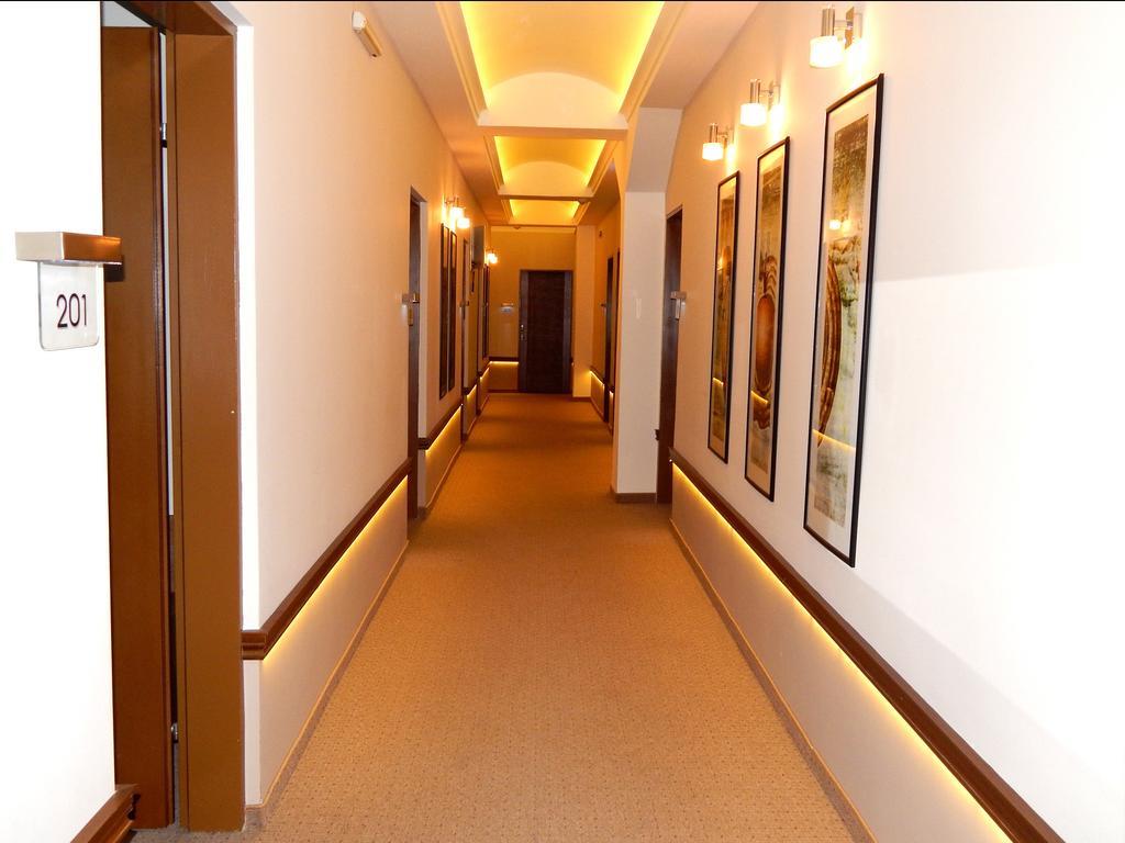 Hotel Emka Tetovo Eksteriør bilde